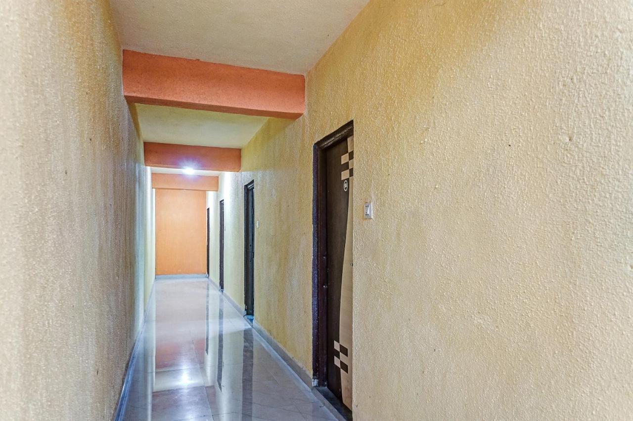 Spot On 81689 New Saiba Lodging Pune Exterior foto
