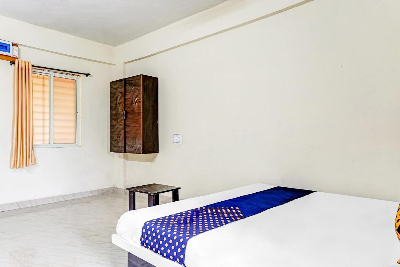 Spot On 81689 New Saiba Lodging Pune Exterior foto